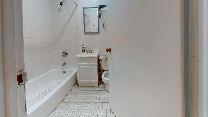 Rented by Bond New York | media 12