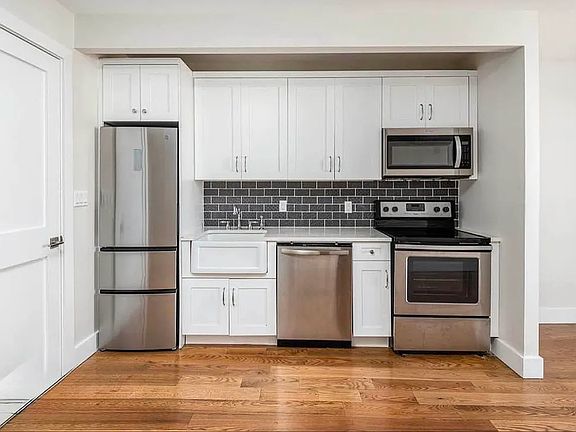 3rd image of 1084 Rogers Ave APT 3B