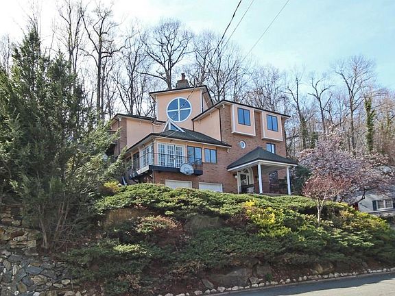 2nd image of 189 Northfield Ave