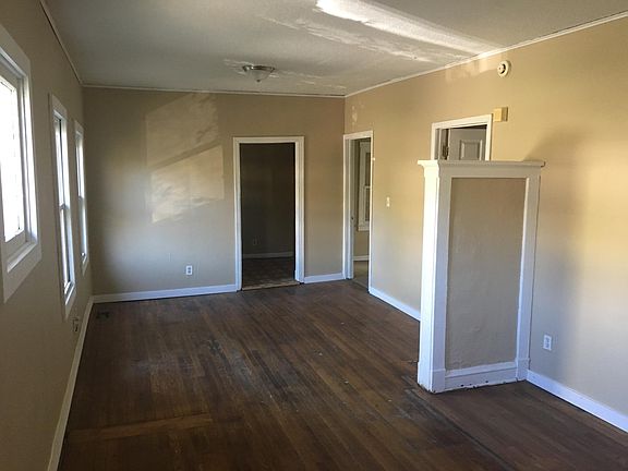 3rd image of 1324 E 45th St