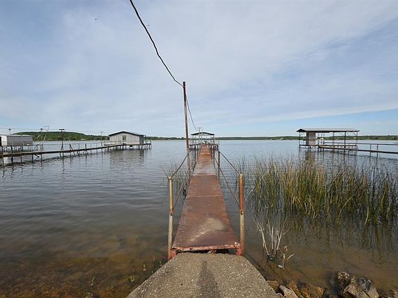 5th image of 214 Island Dr