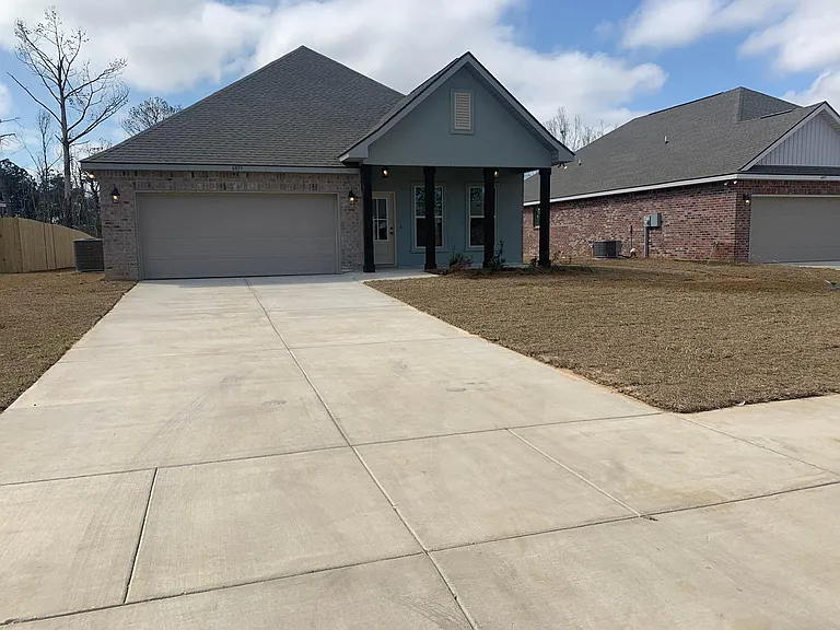 6893 Summerset Dr — Photo 3