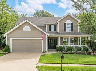 183 Beacon Point Ln, Grover, MO 63040