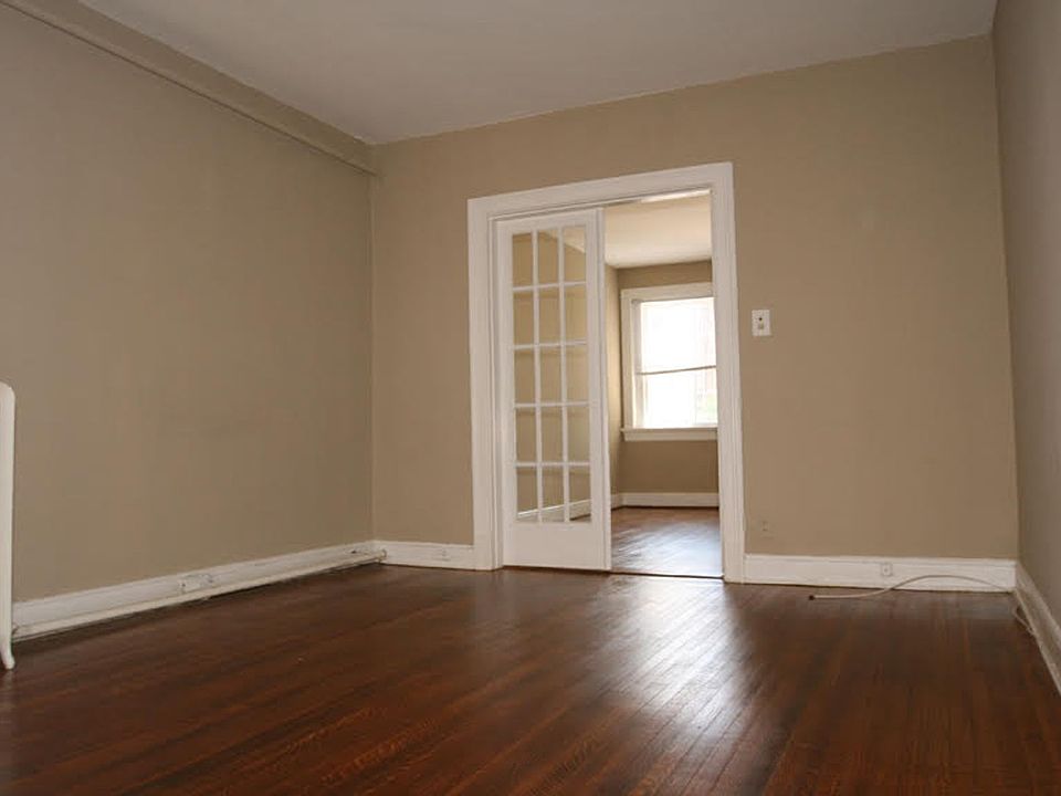 1st image of 3214 W Franklin St