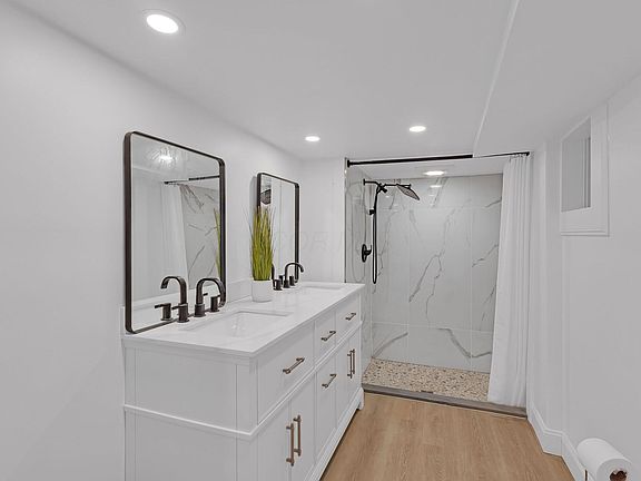 4th image of 30 Clark Pl