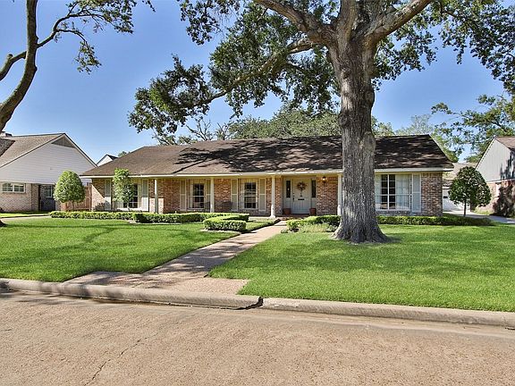5th image of 6210 Sugar Hill Dr