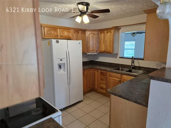 4321 Kirby Loop Rd #1, Fort Pierce, FL 34981