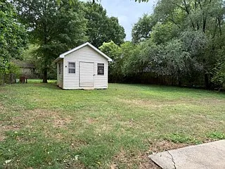 9413 Split Rail Ln — Photo 10