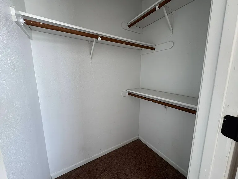 1210 Monroe Lp — Photo 17