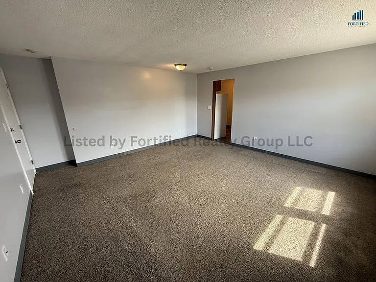 380 Buffinton St #24 — Photo 2