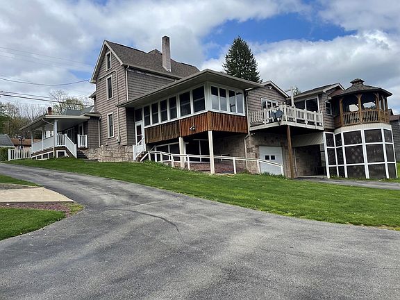 4th image of 518 Wood St