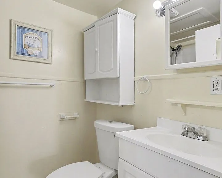 1163 W Reid Rd — Photo 7