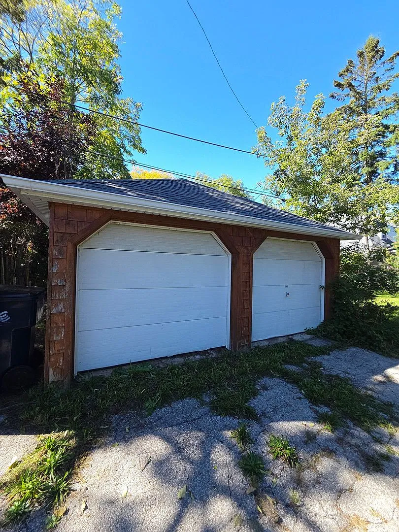 Very large 3 bedroom house — Photo 2