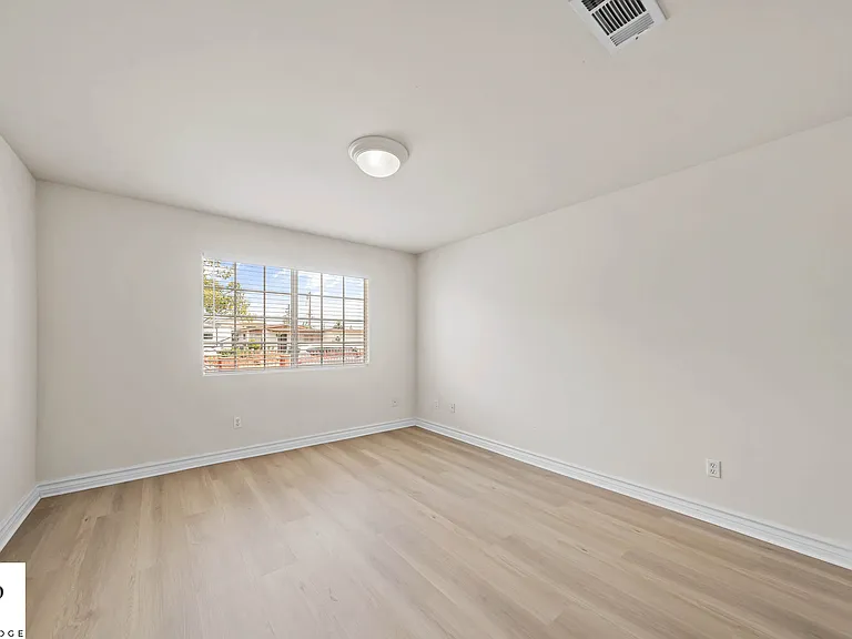 18626 Mescal St — Photo 2