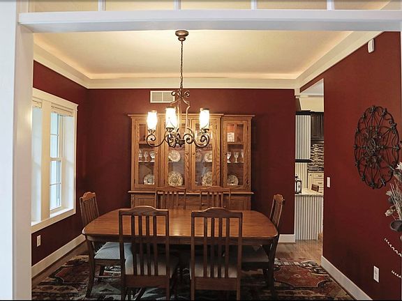 4th image of 5012 Bristlecone Dr