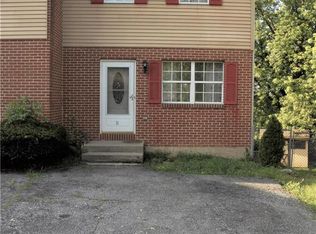 31 Armour Ct, Allentown, PA 18103