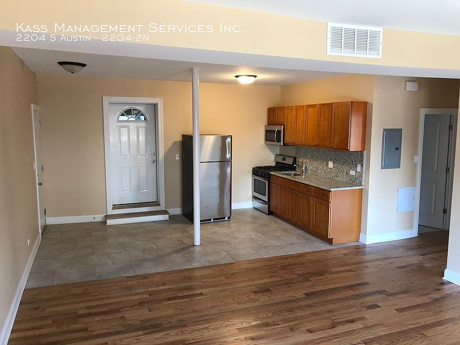 1st image of 2204 S Austin Blvd