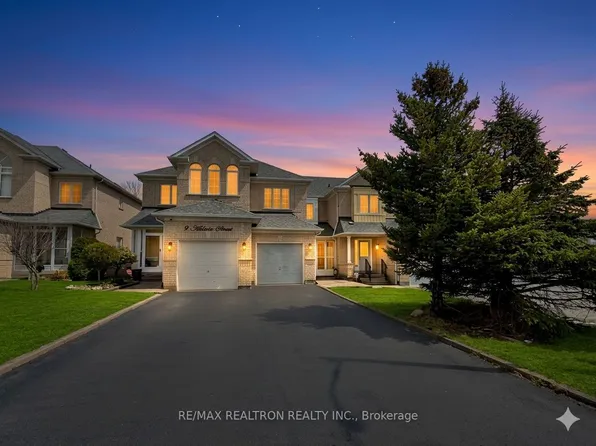 7 Abitibi St, Richmond Hill, ON L4C 0R1