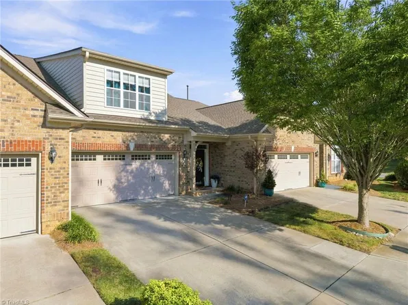 5252 Esher Dr, Walkertown, NC 27051