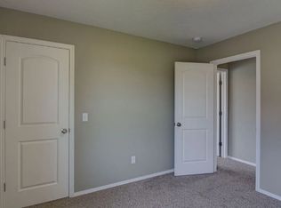 5517 W Yew St, Springfield, MO 65802