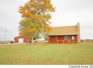 15782 E Oakford Ave, Petersburg, IL 62675