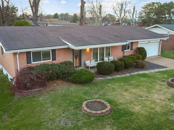 11511 Corlyn Dr, Saint Louis, MO 63138