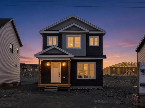 98 Trenton Drive, Paradise, NL A1L4B8