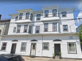 772 King Philip St, Fall River, MA 02724