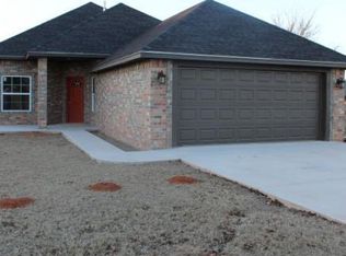 2826 2nd, Elk City, OK 73644