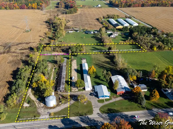 9469 Belding Rd NE, Rockford, MI 49341