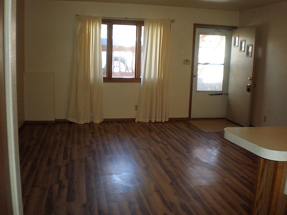 Laminate hardwood floors