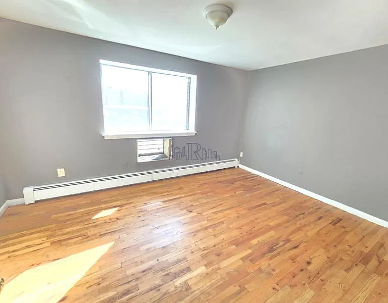 Building Photo - 104 Montclair Ave #5