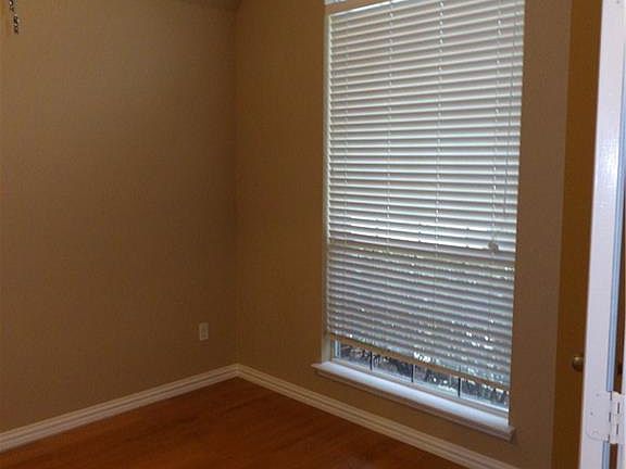 3rd image of 5703 Green Hollow Ln
