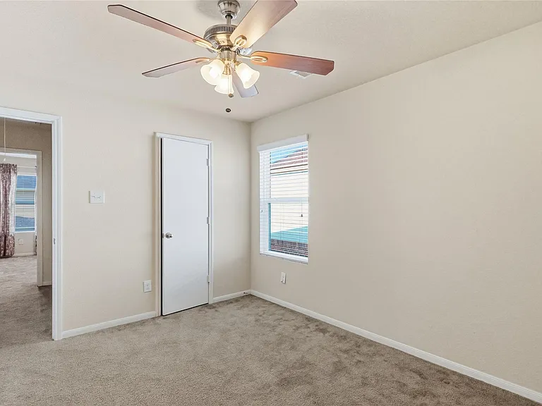 12530 Greencanyon Dr — Photo 21