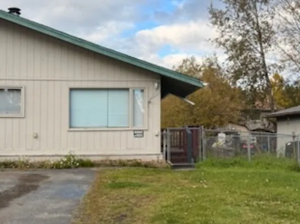8533 Shrub Ct, Anchorage, AK 99504