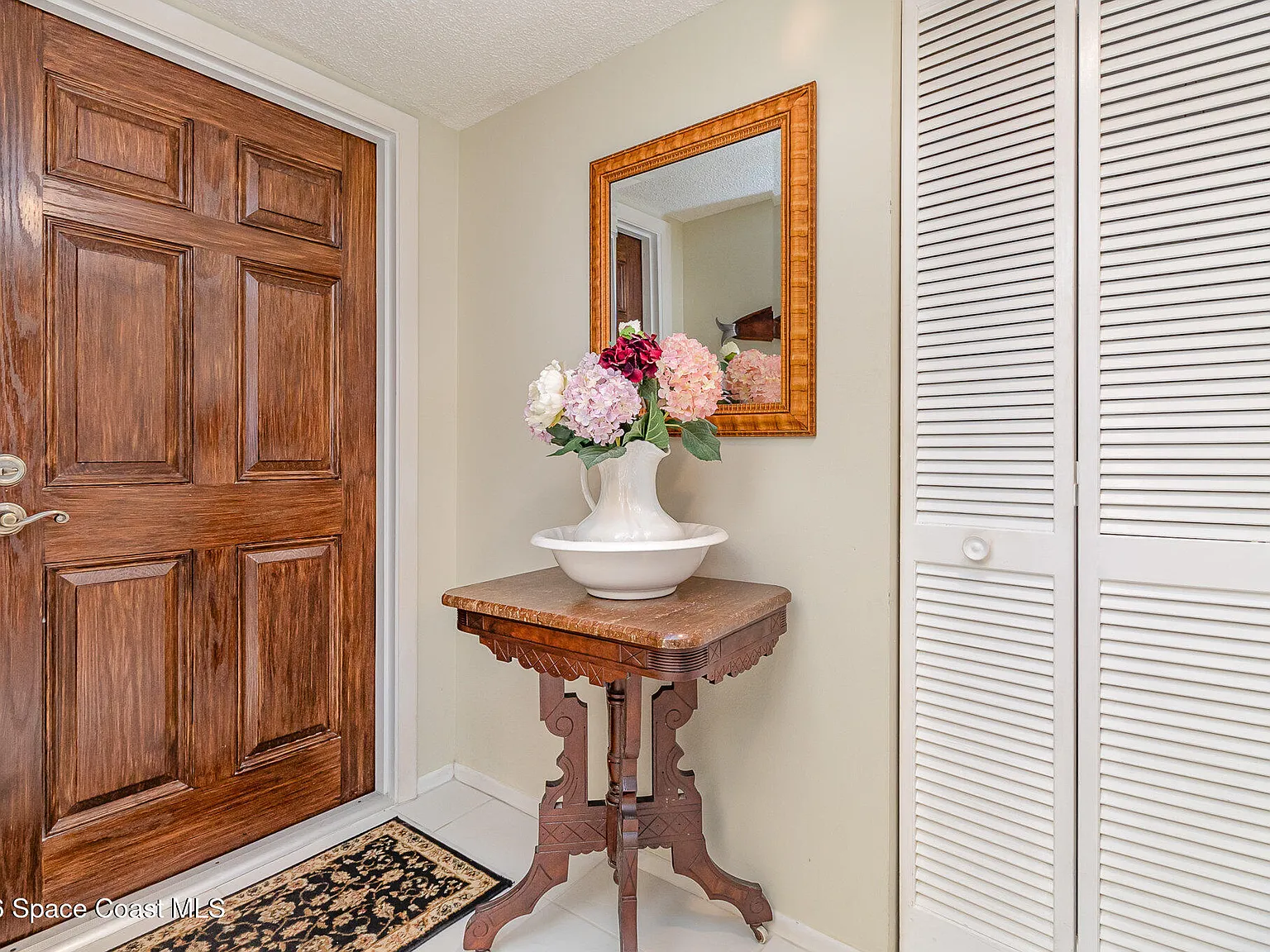 2 bed, 2.0 bath, 1234 sqft, $3,500 — Photo 3