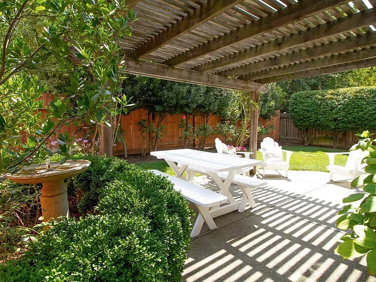 1416 Vigo Ct — Photo 11