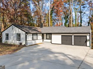 1018 Fellsridge Ct, Stone Mountain, GA 30083