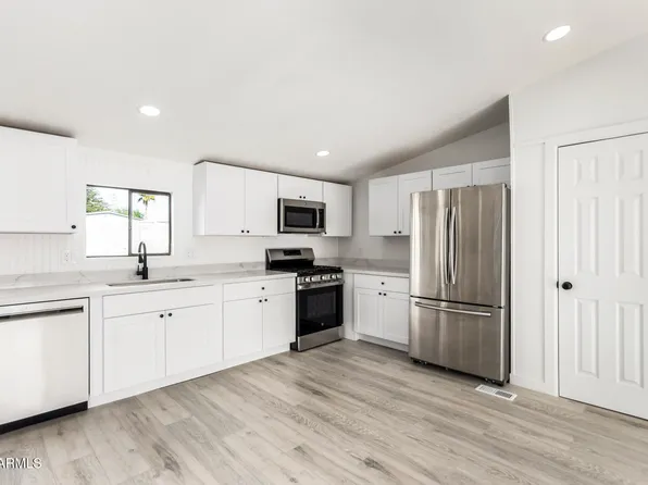 452 E ANNETTE Drive, Phoenix, AZ 85022