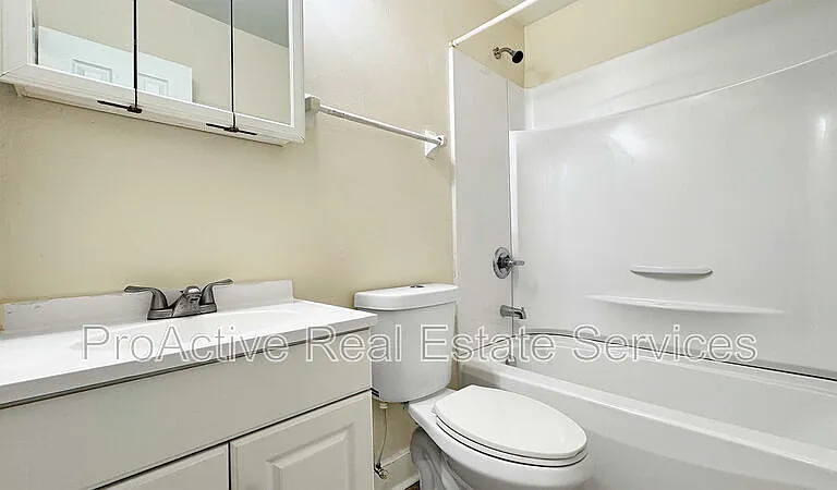 312 Ashlawn Dr #3 — Photo 8