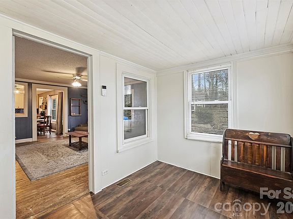 5th image of 18613 Newsome Rd