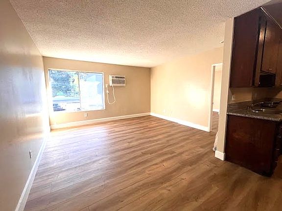 2nd image of 768 N Garfield Ave #213