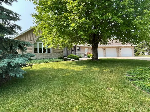 1500 Mc Auliffe Pl NW, Alexandria, MN 56308