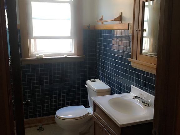 5th image of 8034 S Saint Lawrence Ave #2