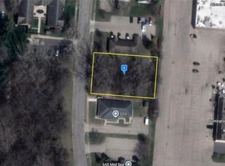 3144 El Camino Dr, Springfield, OH 45503