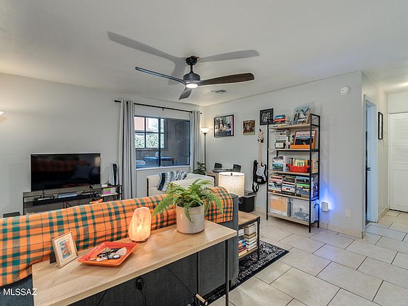 3rd image of 6365 N Barcelona Ln