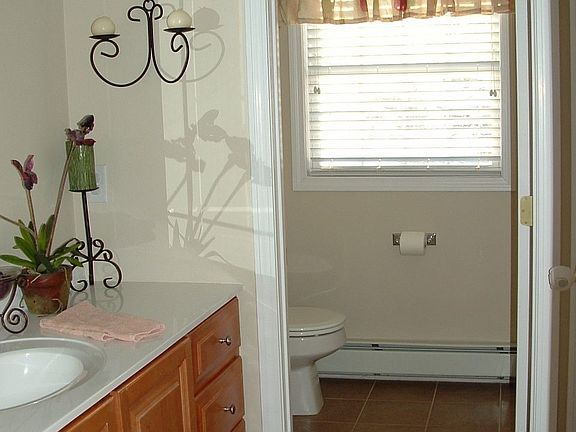 Upstairs Bathroom