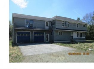 5 Hackett Rd, Winterport, ME 04496