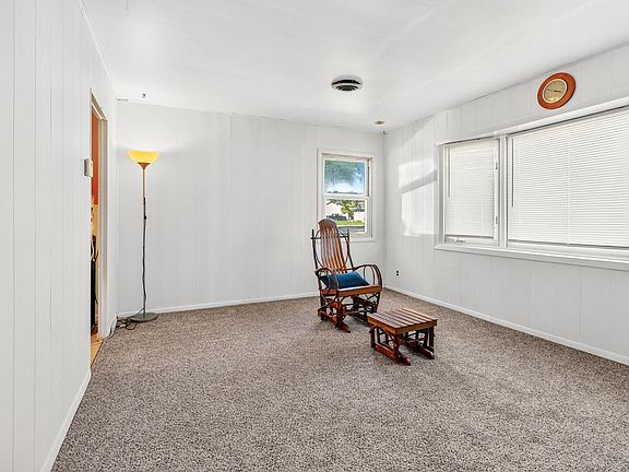 3rd image of 7227 S 37th PLACE
