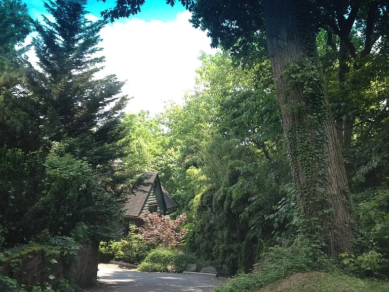 0 Macarthur Blvd — Photo 8
